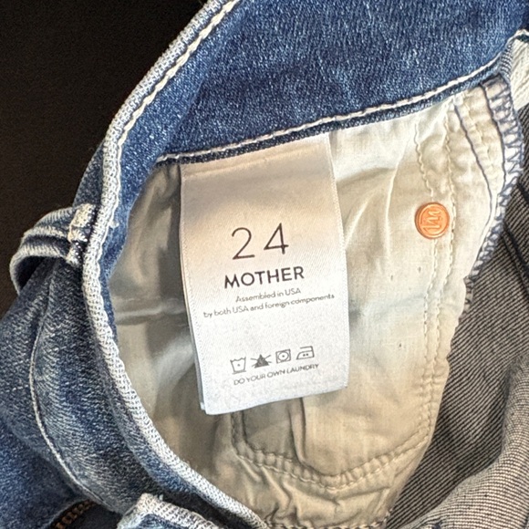 Classic Blue Women's Jeans 30” inseam - Picture 4 of 4